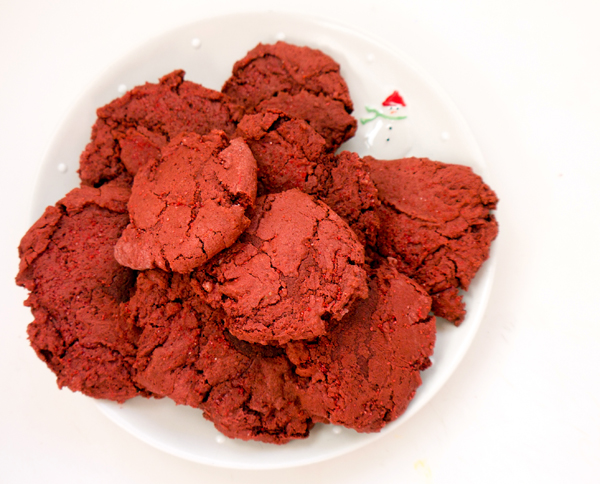 Kid-friendly holiday cookies: Red velvet sprinkles